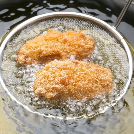 揚がったとんかつ